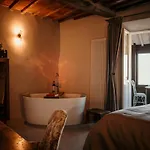 La Castellina 3*