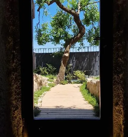 La Castellina فندق مبيت وإفطار 3*